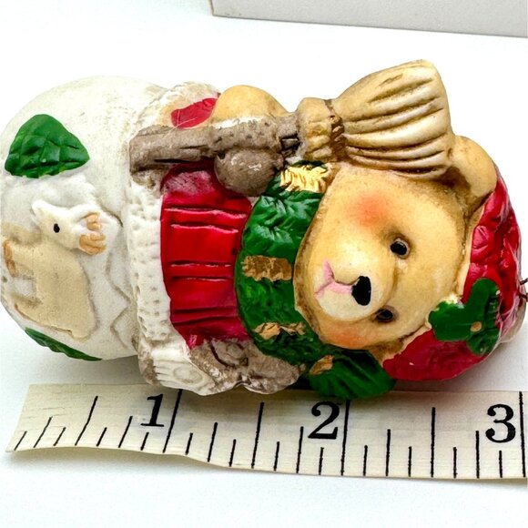 Vintage Bear Christmas Ornament With Red Hat & Sweater Green Scarf & Broom Featu - Picture 5 of 6